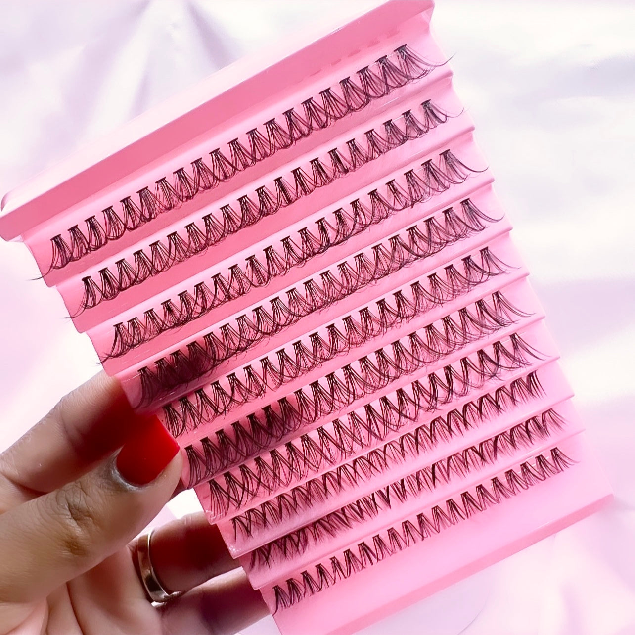 LASH CLUSTERS “THINK PINK”